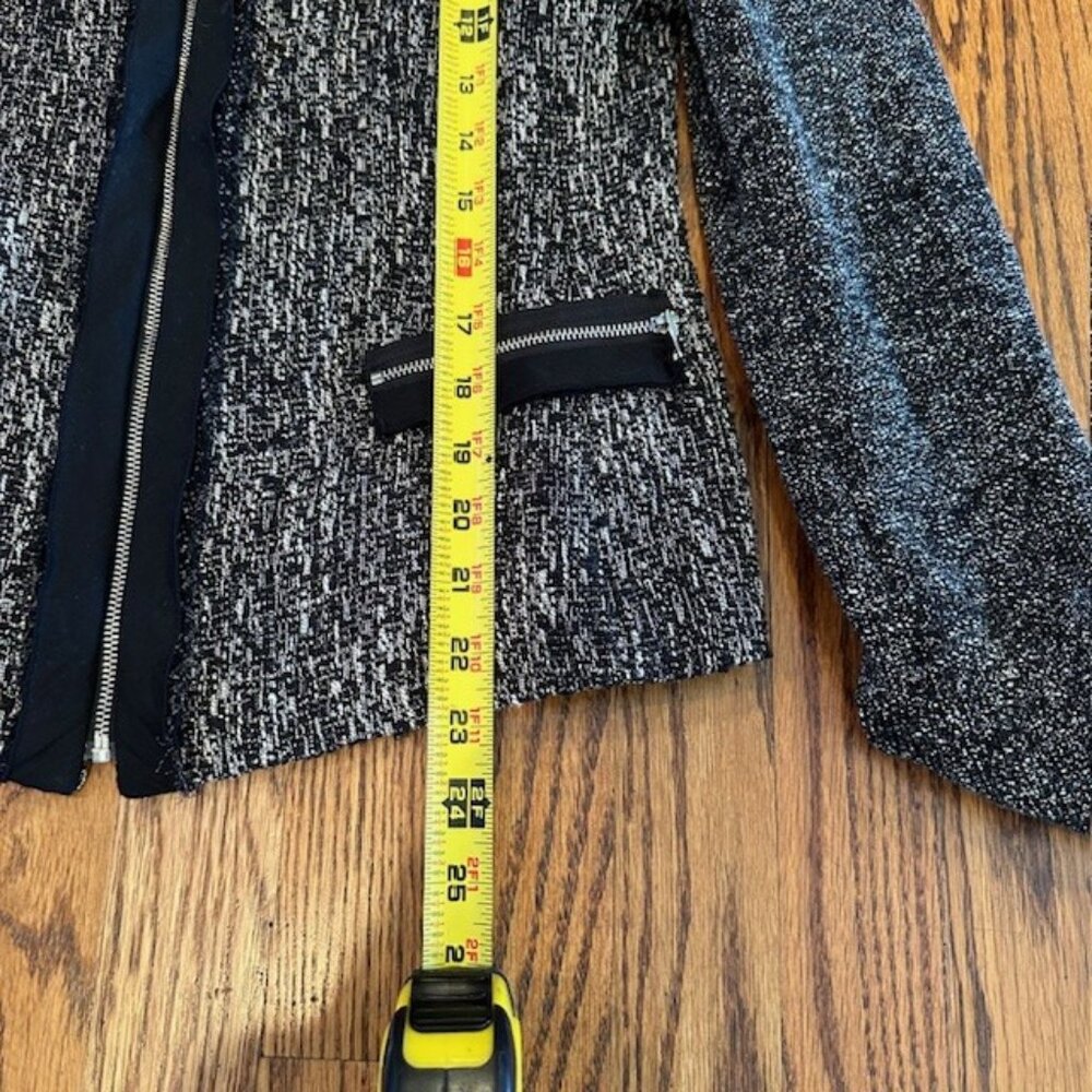 Elie Tahari Nordstrom Textured Tweed Zip‑Up Jacket Size 6 Lined $398 MSRP - Picture 9 of 11